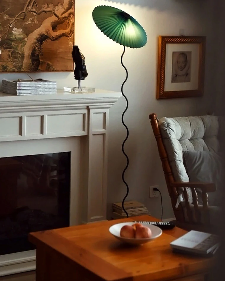 WOMO Pleated Squiggle Floor Lamp-WM7011 - Image 17