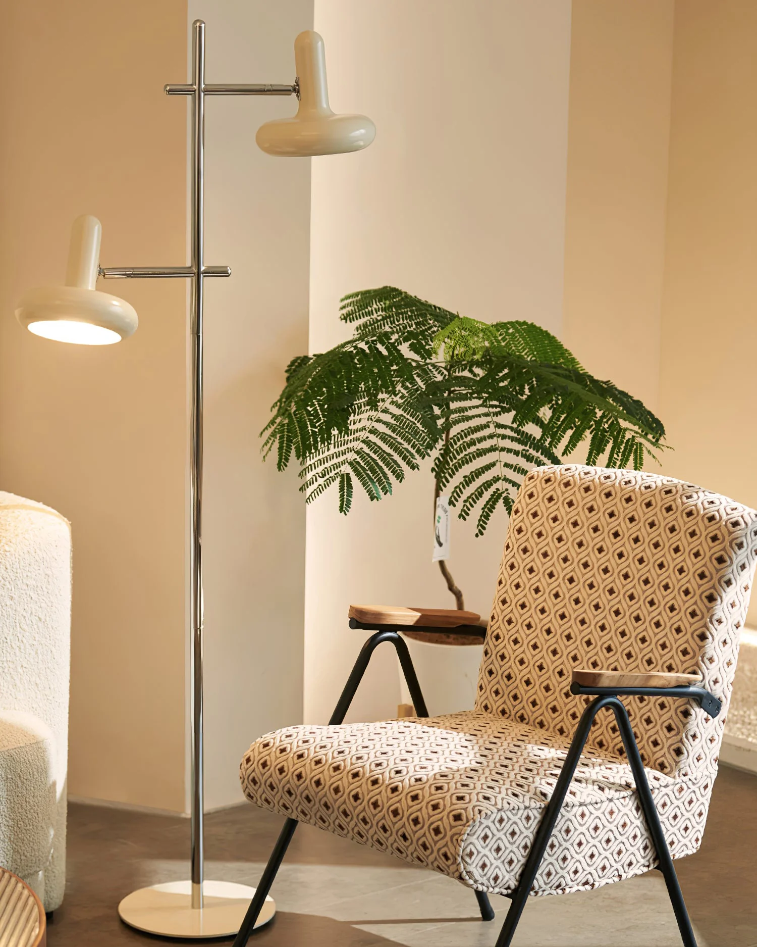 WOMO Adjustable 2 light Floor Lamp-WM7135 - Image 6