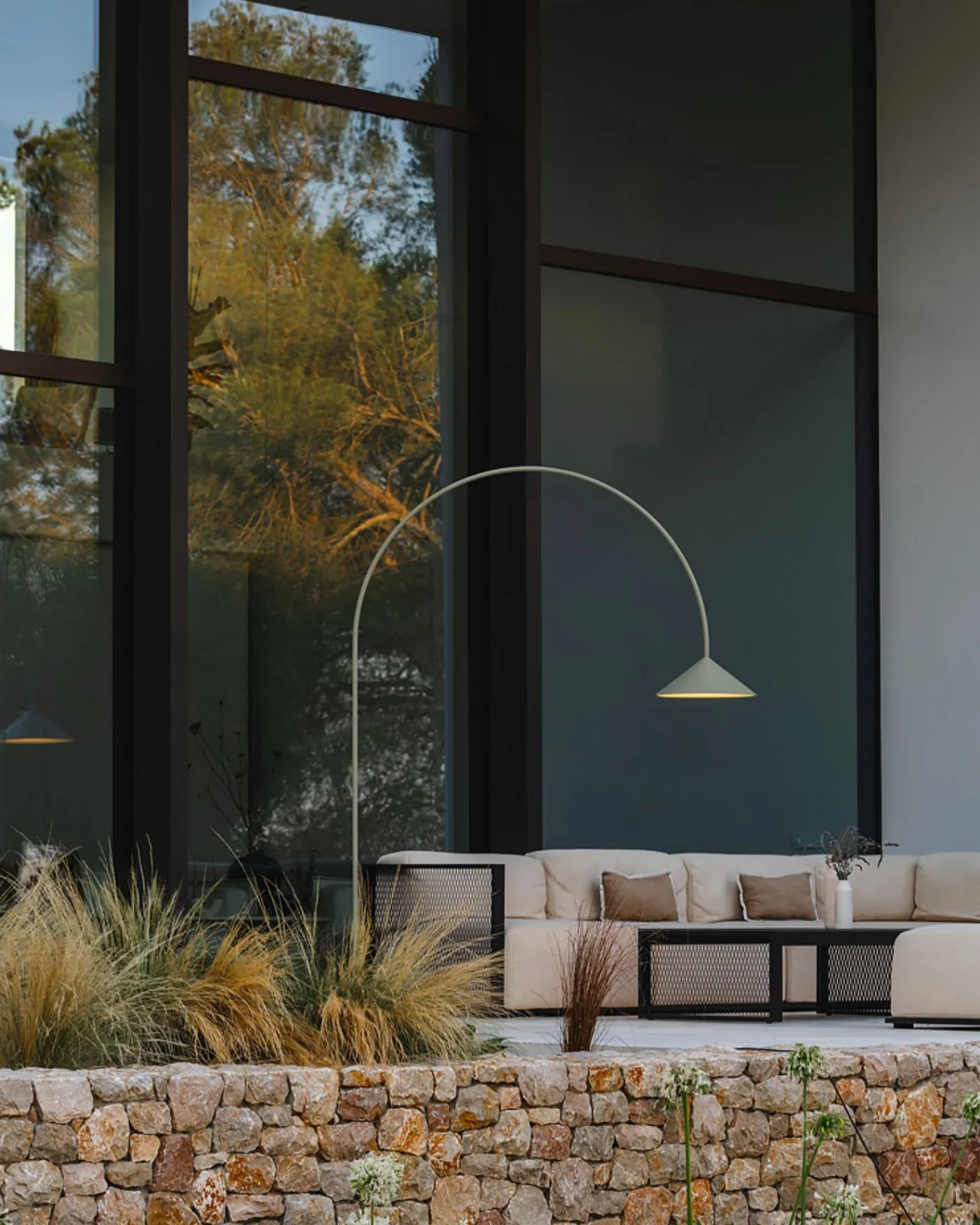 WOMO Arc Cone Floor Lamp-WM7139 - Image 6