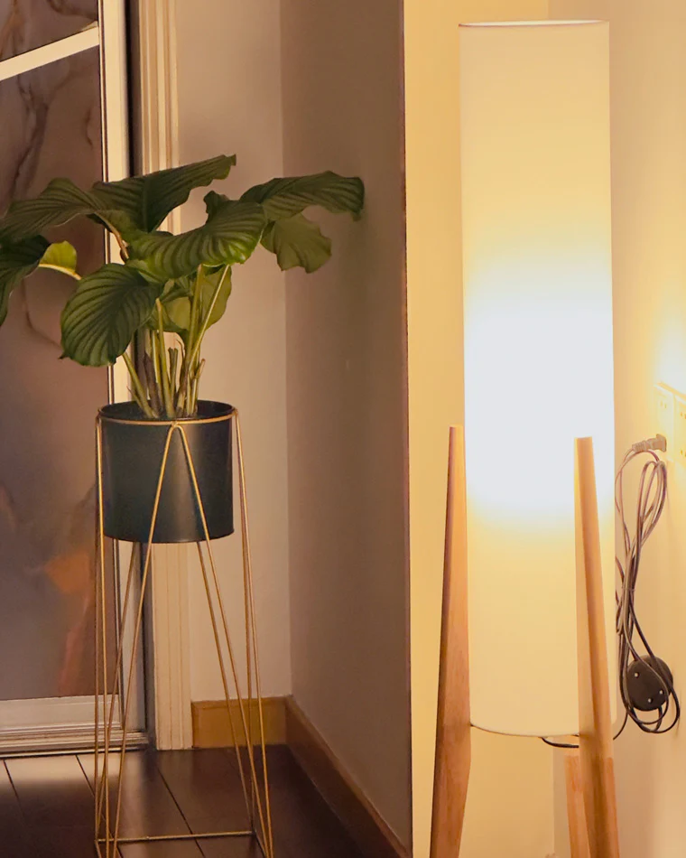 WOMO Rocket Cylinder Tripod Floor Lamp-WM7045 - Image 8