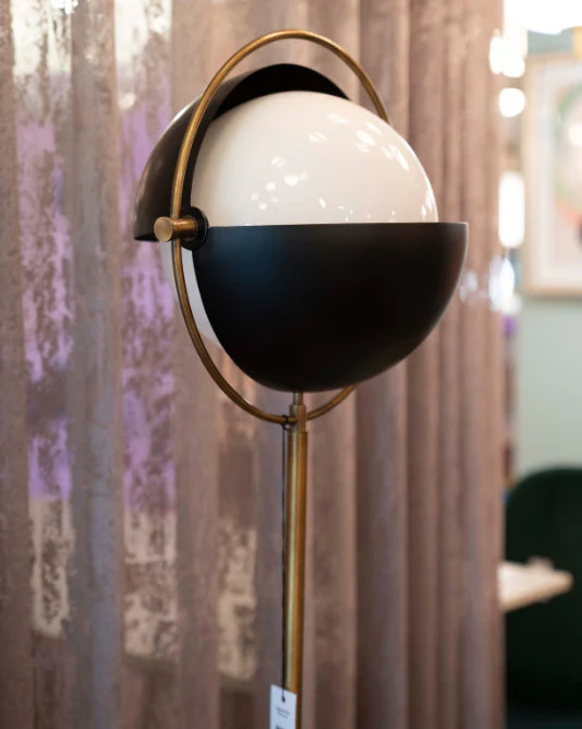 WOMO Glass Globe Floor Lamp-WM7134 - Image 4