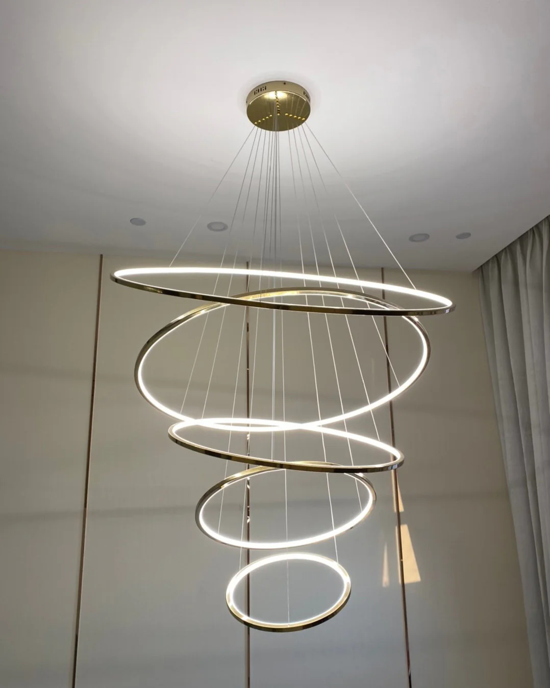 WOMO Large Tiered Ring Foyer Chandelier-WM2654 - Image 3