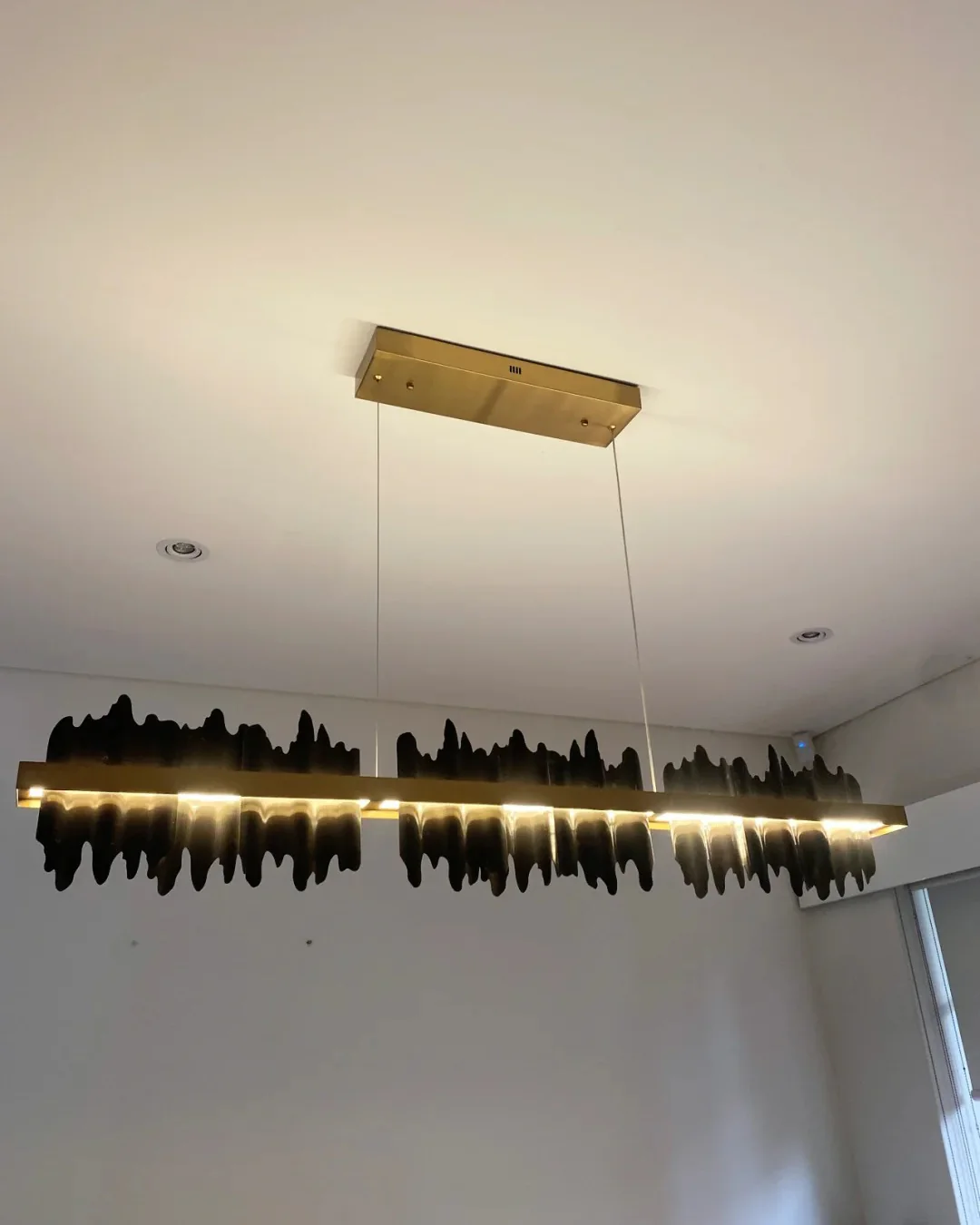 WOMO Iceberg Black Gold Linear Chandelier-WM2184 - Image 10