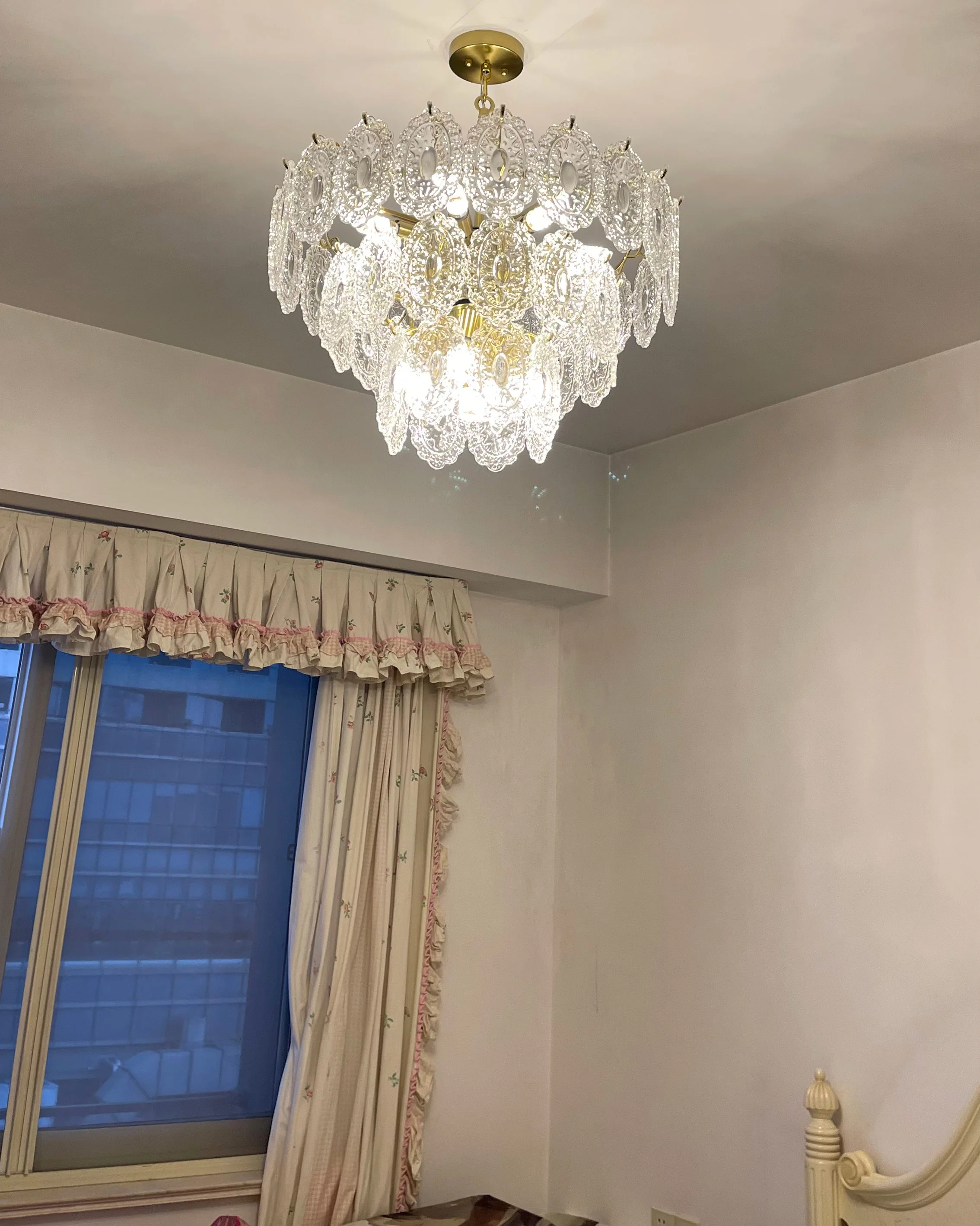 WOMO Tiered Textured Glass Chandelier-WM2208 - Image 7