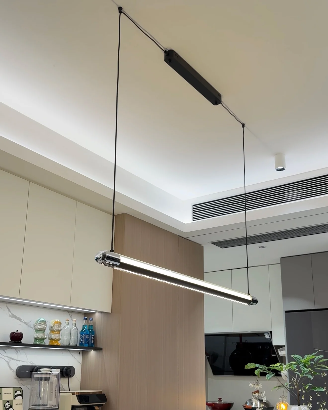 WOMO Modern Black Linear Pendant Light - WM3225 - Image 5