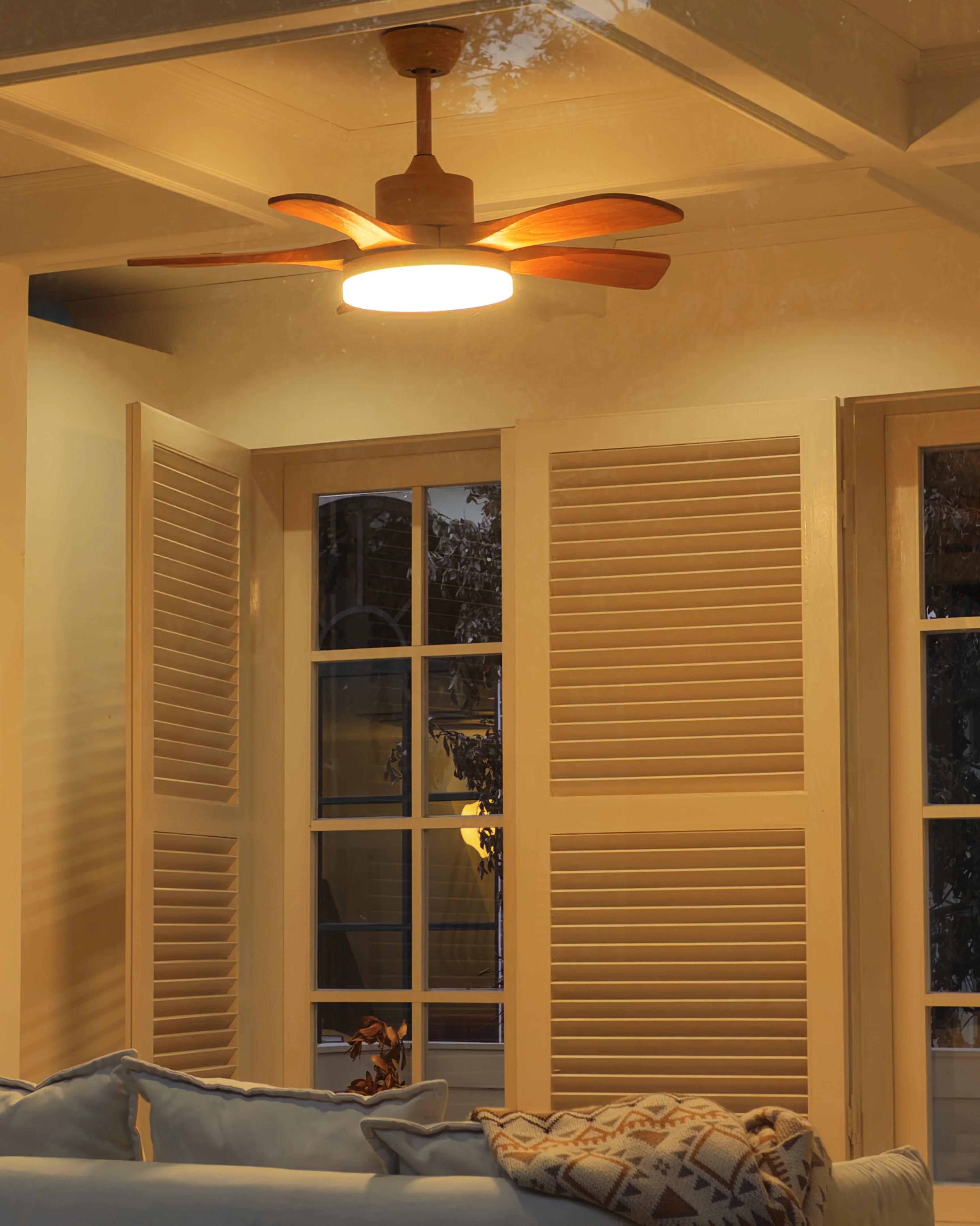 WOMO Scandi Reversible Ceiling Fan with Light-WM5002 - Image 92