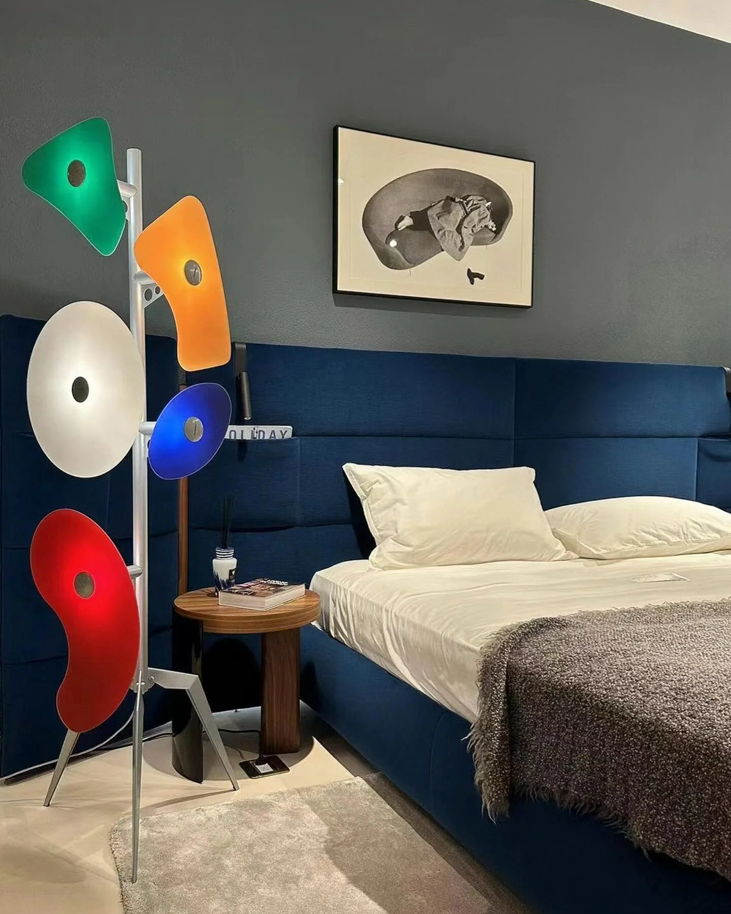 WOMO Post Modern Tripod Floor Lamp-WM7088 - Image 8