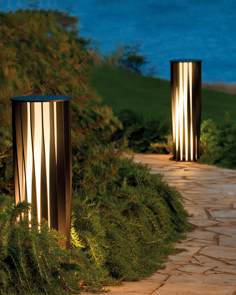 WOMO Decorative Solar Bollard Light-WM9179 - Image 6