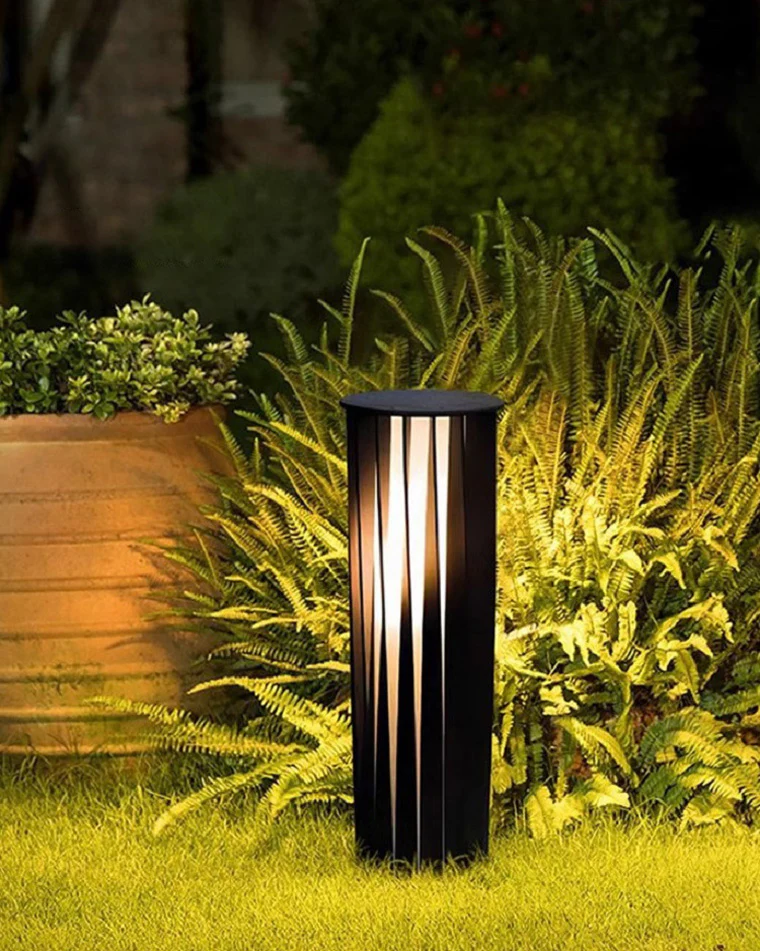 WOMO Decorative Solar Bollard Light-WM9179 - Image 8