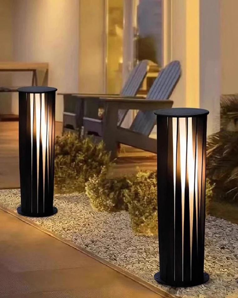 WOMO Decorative Solar Bollard Light-WM9179 - Image 9