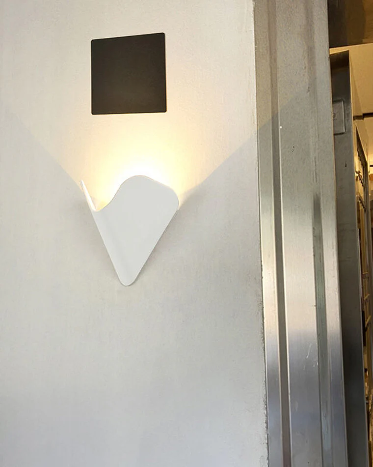 WOMO Triangular Outdoor Wall Light-WM9059 - Image 6